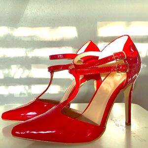 Strappy red heels ✨ Sexy stiletto t-strap